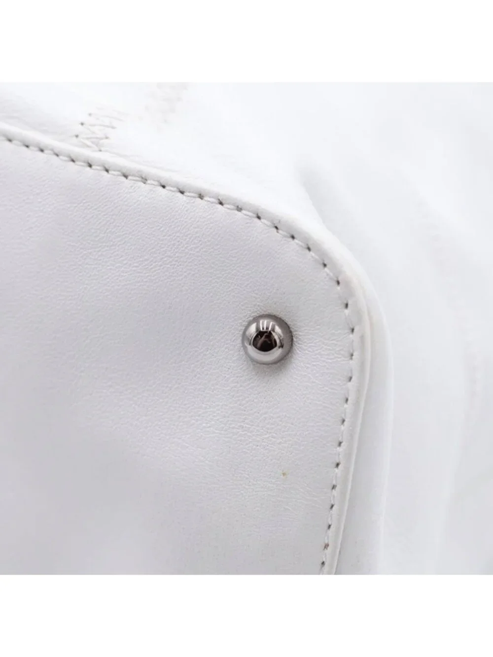Chanel Choedge Coat Fringe Tote White Leather